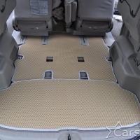 Коврики текстильные на Toyota Noah-Voxy II пр.руль (2007-2015) 2 ряд - с проходом